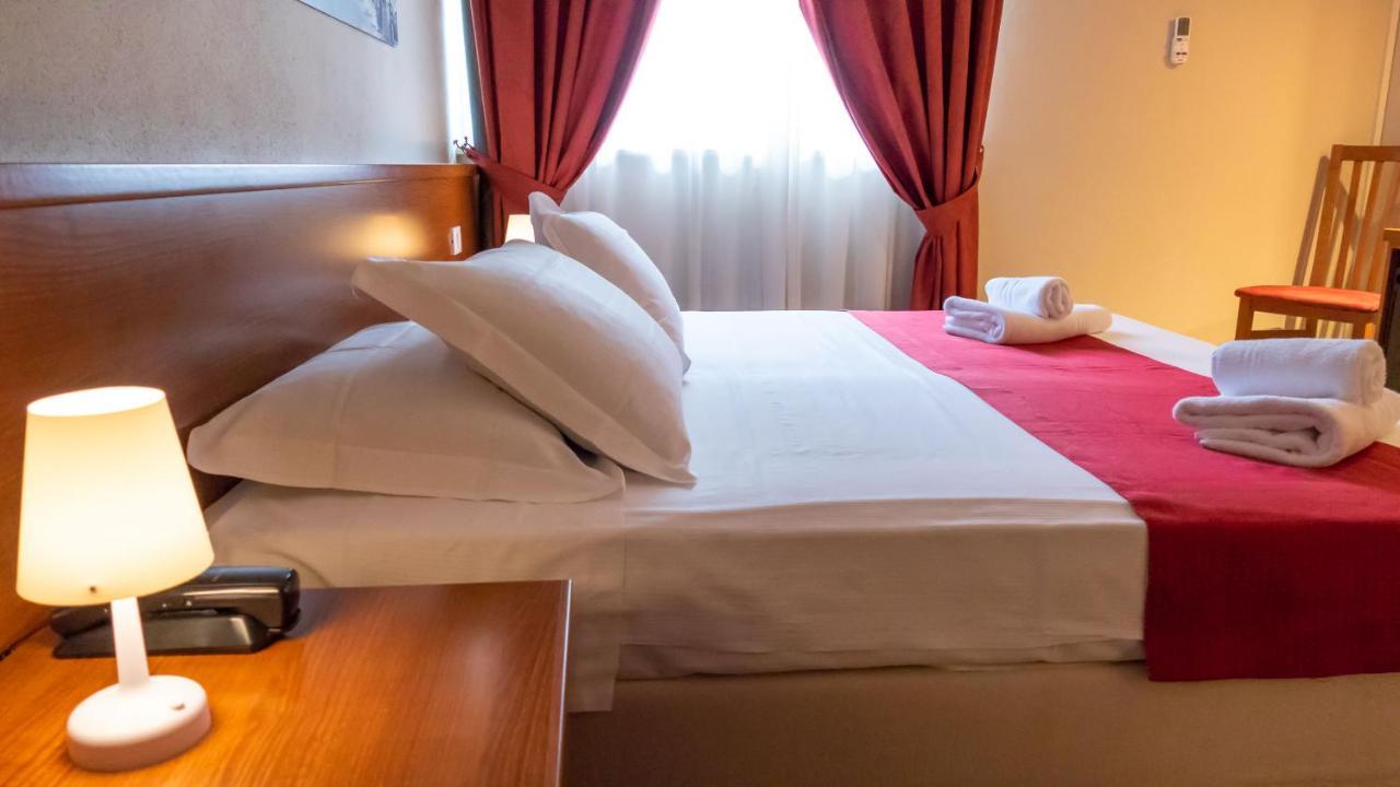 קסטלנואובו דל גארדה Hotel Venezia Park - Enjoy Holiday מראה חיצוני תמונה